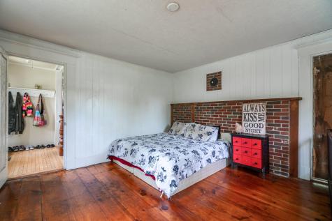 1080 Lake Shore Drive Auburn ME 04210