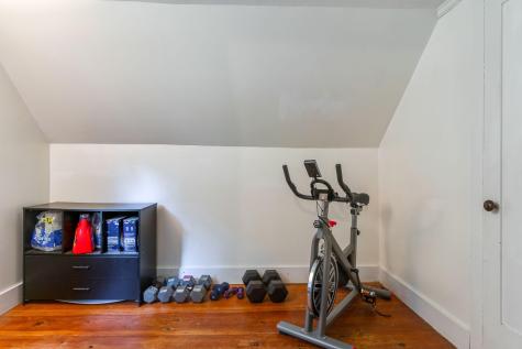 1080 Lake Shore Drive Auburn ME 04210