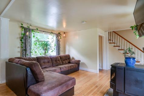 1080 Lake Shore Drive Auburn ME 04210