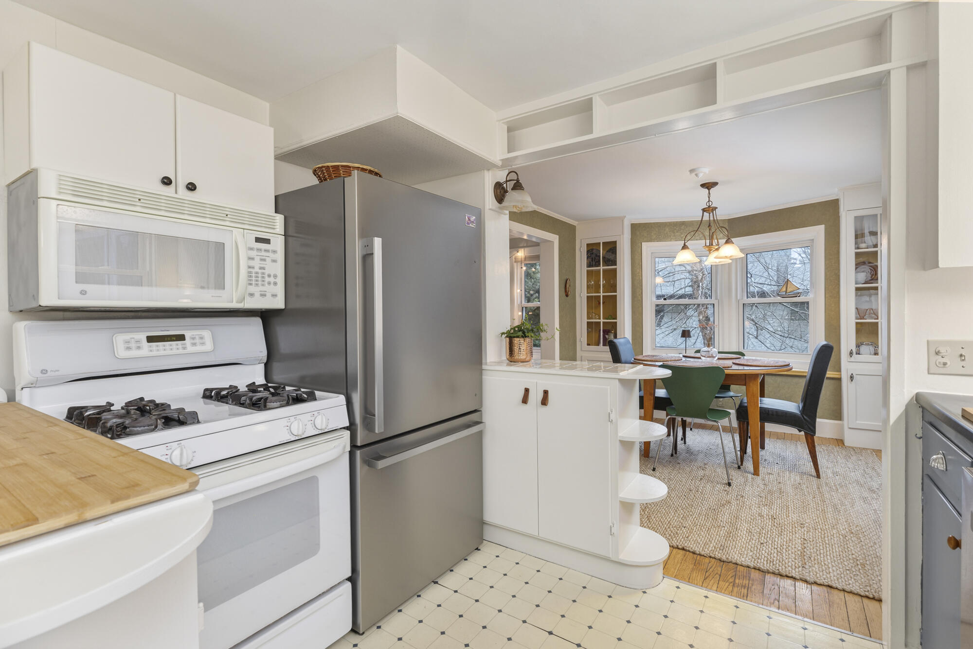 59 Ocean View Road Cape Elizabeth ME 04107