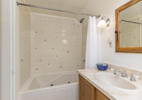 59 Ocean View Road Cape Elizabeth ME 04107