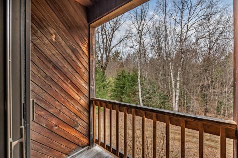 79 Auburn Road Peru ME 04290