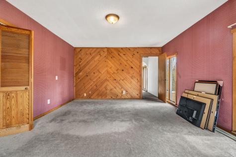79 Auburn Road Peru ME 04290