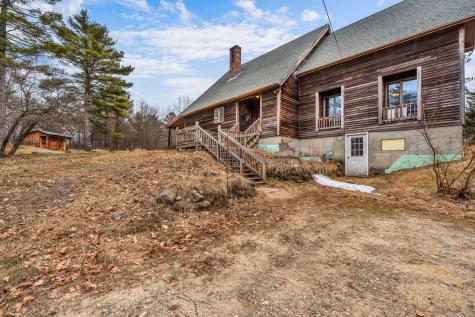 79 Auburn Road Peru ME 04290