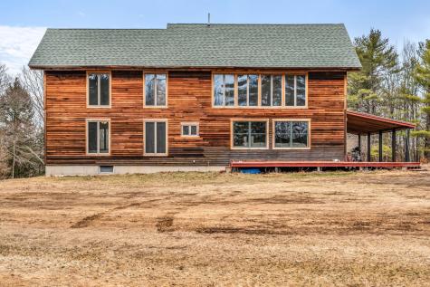 79 Auburn Road Peru ME 04290