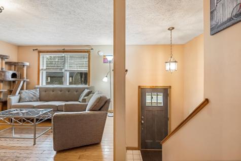 28 Forest Drive Topsham ME 04086