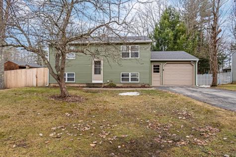 28 Forest Drive Topsham ME 04086