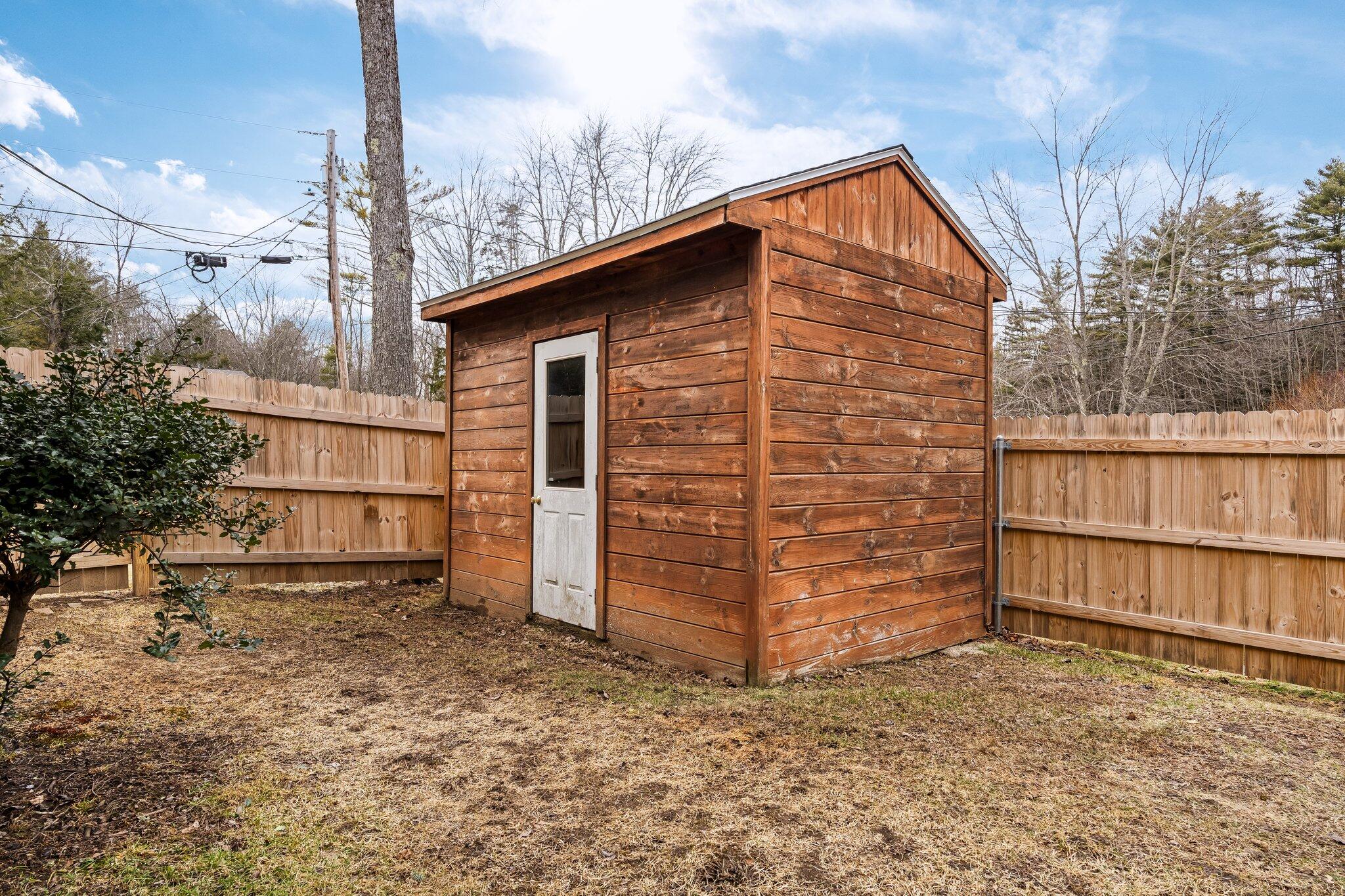 28 Forest Drive Topsham ME 04086