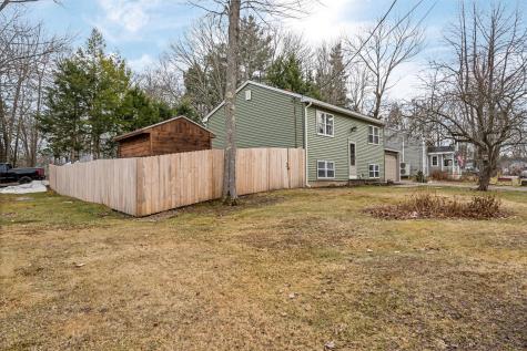 28 Forest Drive Topsham ME 04086