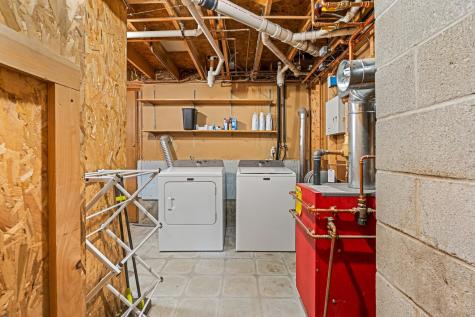 28 Forest Drive Topsham ME 04086