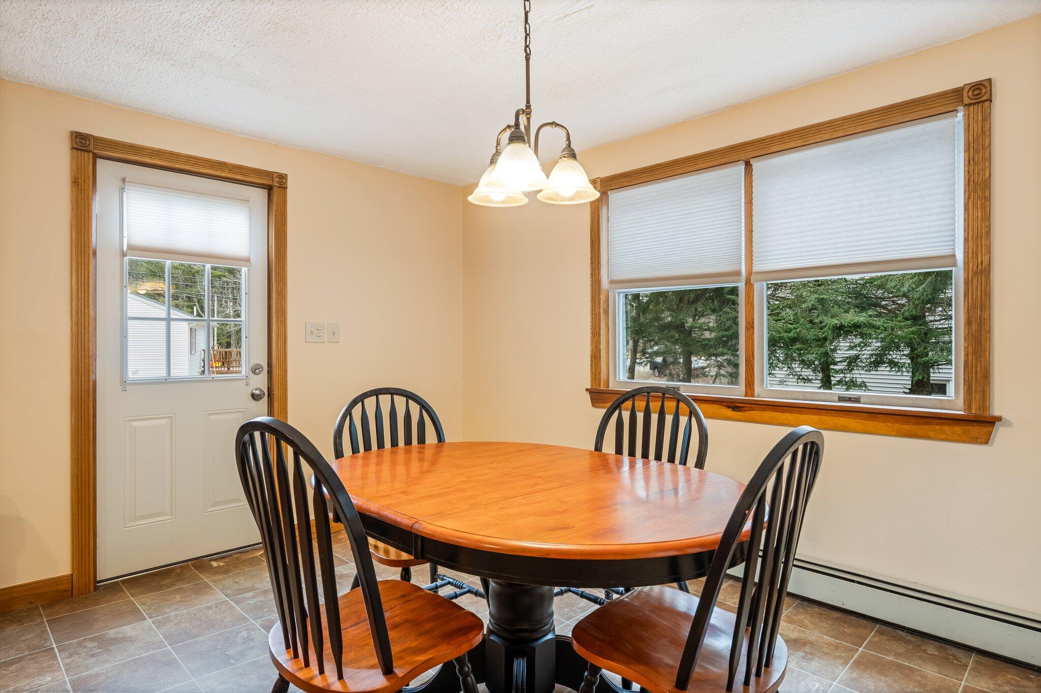 28 Forest Drive Topsham ME 04086