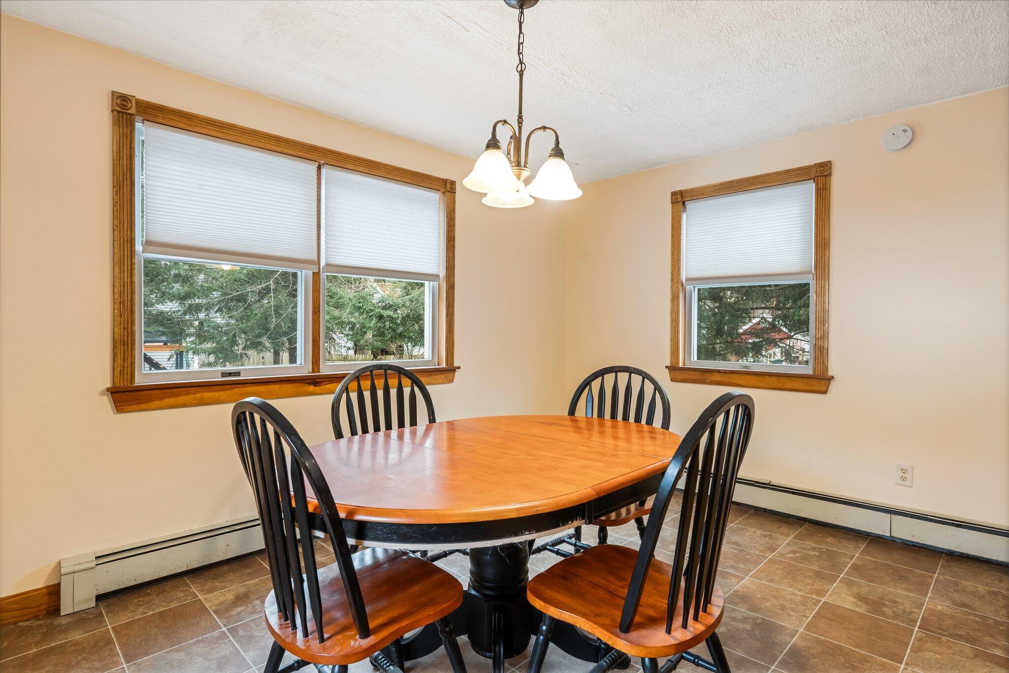 28 Forest Drive Topsham ME 04086