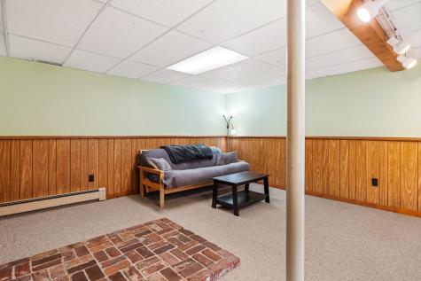 28 Forest Drive Topsham ME 04086