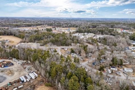 28 Forest Drive Topsham ME 04086