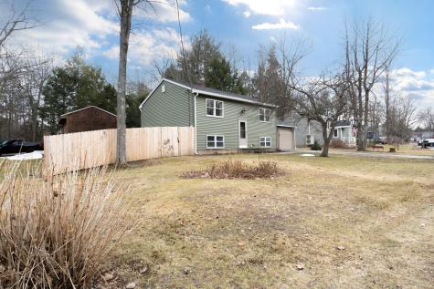 28 Forest Drive Topsham ME 04086