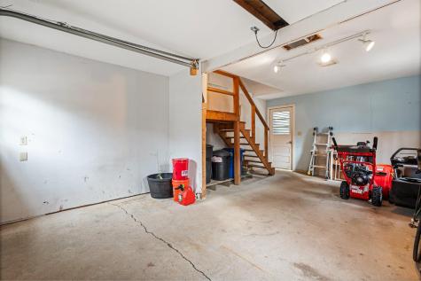 28 Forest Drive Topsham ME 04086