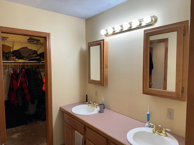 26 Patriot Road Ellsworth ME 04605