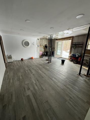 17 Walker Road Mechanic Falls ME 04256