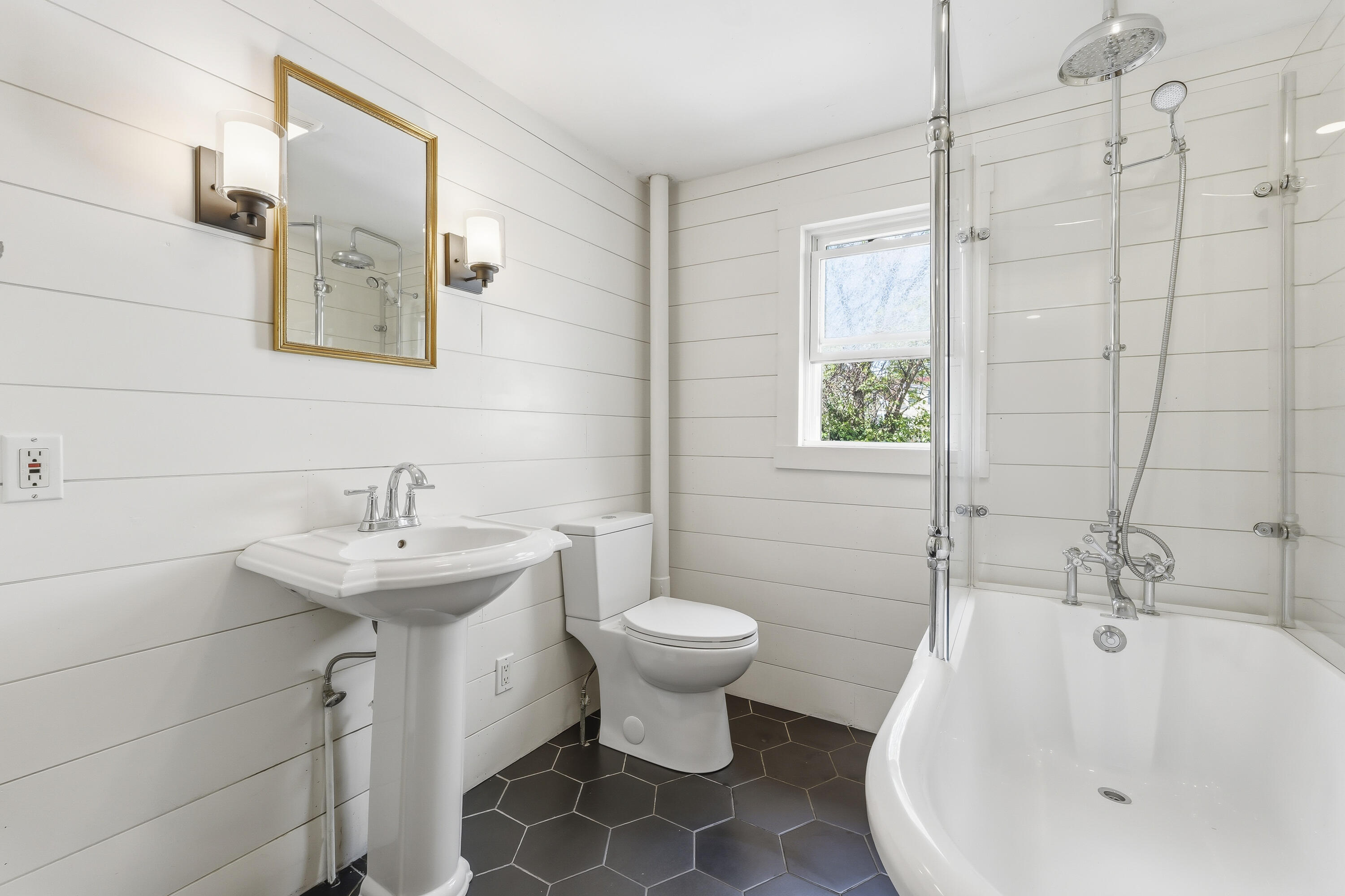 31 Brown Street Kennebunk ME 04043