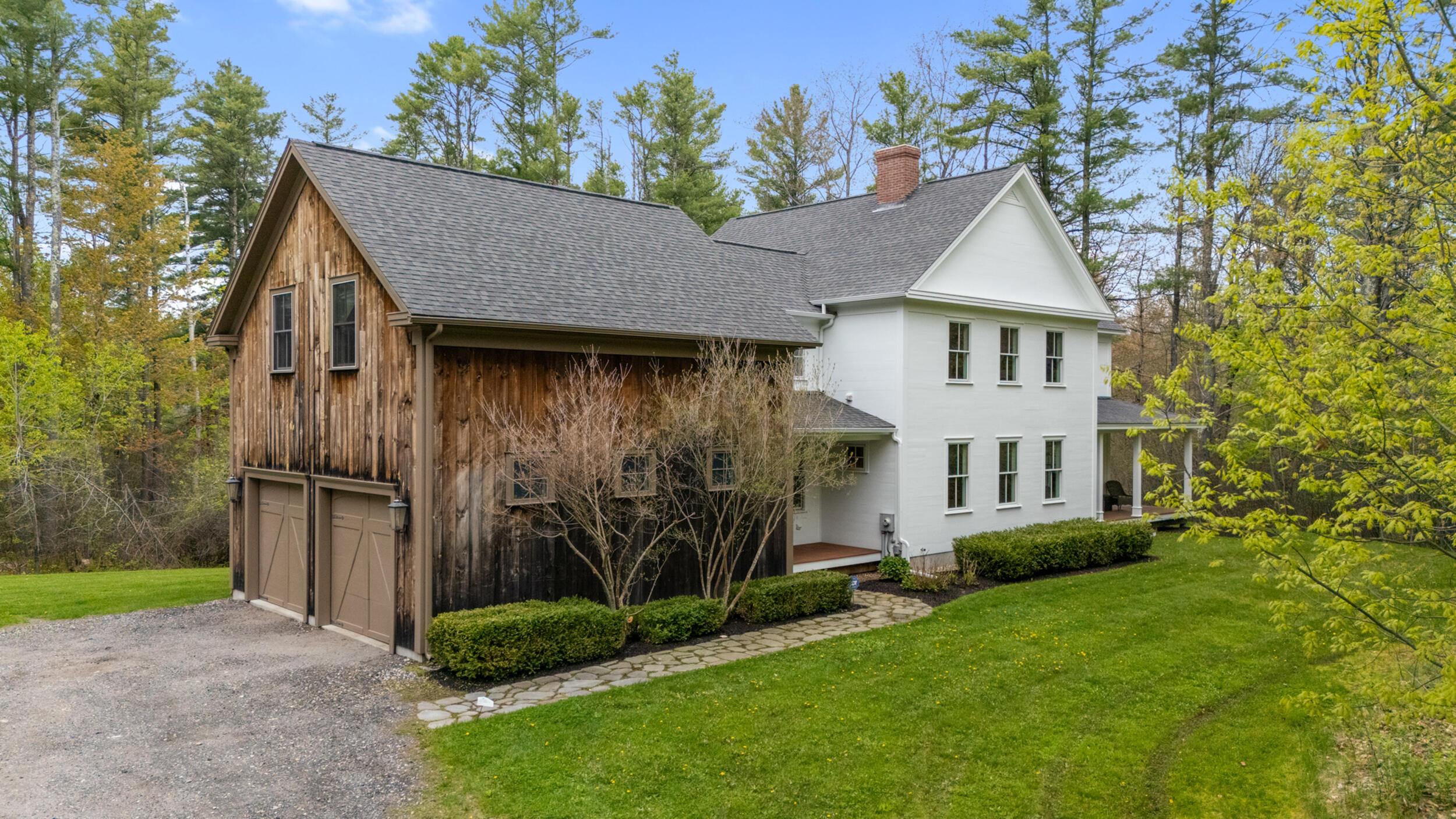 15 Pumpkin Hollow Cumberland ME 04021