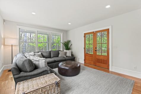 15 Pumpkin Hollow Cumberland ME 04021