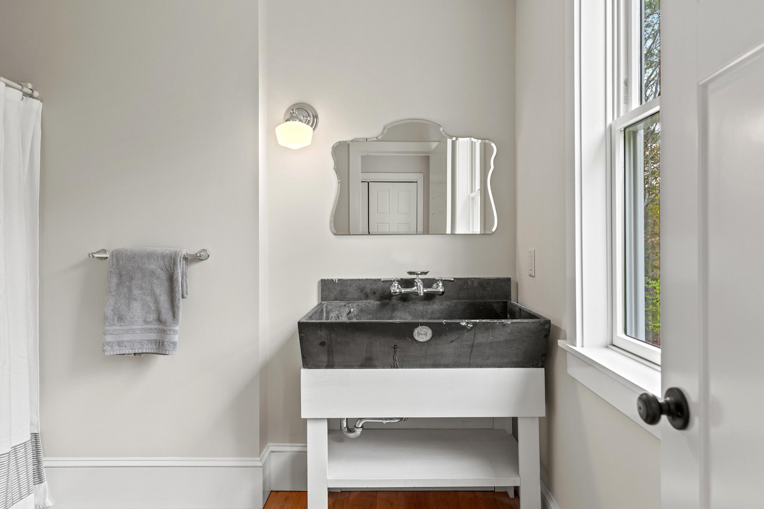 15 Pumpkin Hollow Cumberland ME 04021