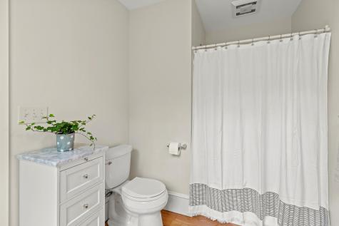 15 Pumpkin Hollow Cumberland ME 04021