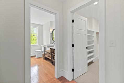 15 Pumpkin Hollow Cumberland ME 04021