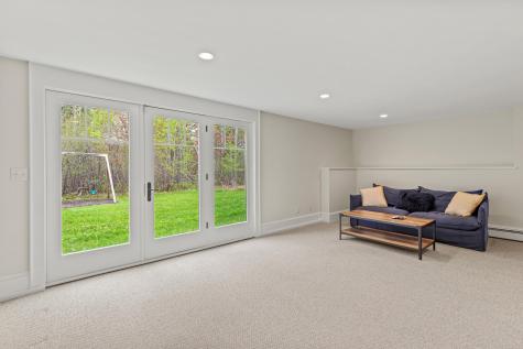 15 Pumpkin Hollow Cumberland ME 04021