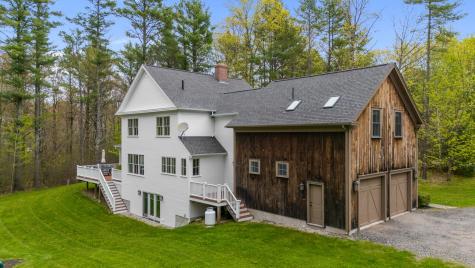 15 Pumpkin Hollow Cumberland ME 04021