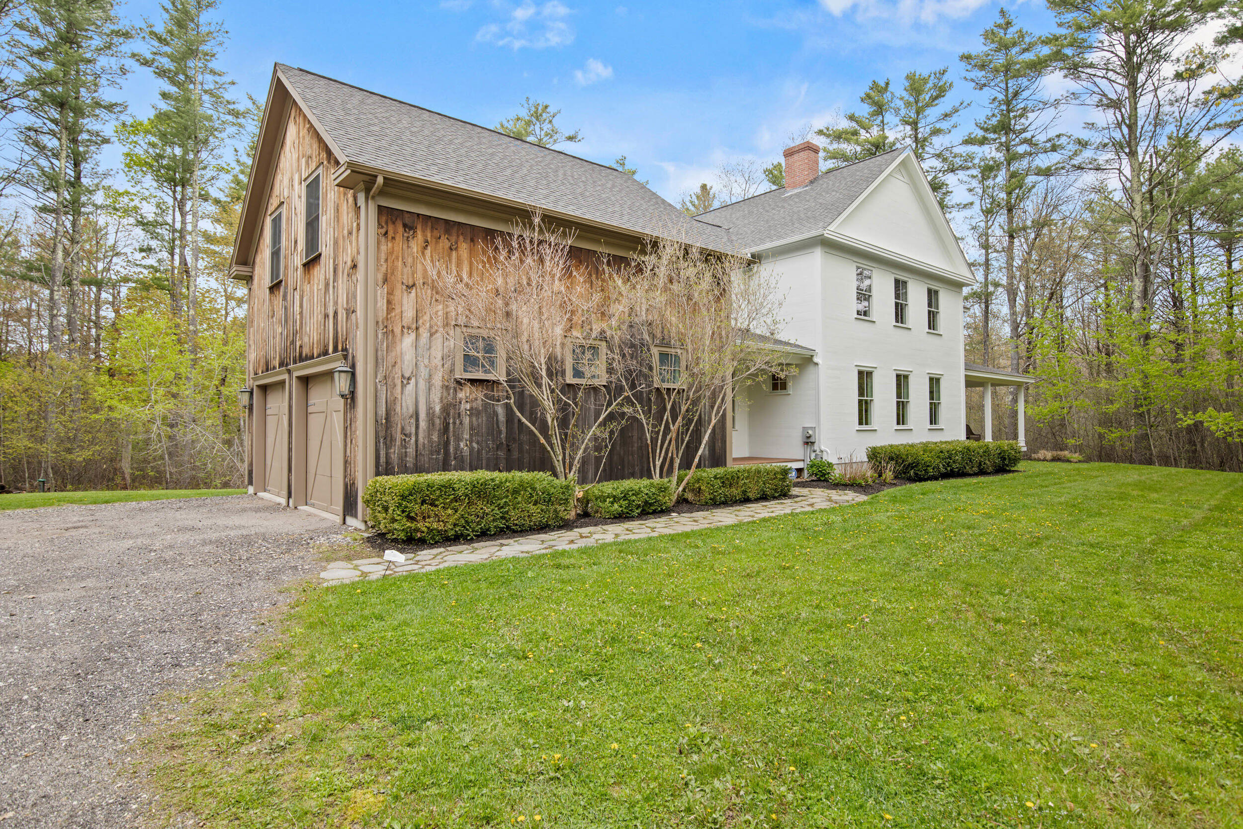 15 Pumpkin Hollow Cumberland ME 04021