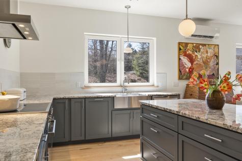 1 Little Bird Lane Brunswick ME 04011