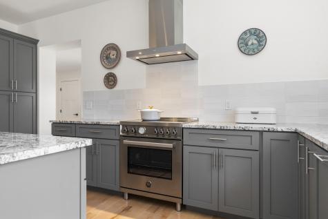 1 Little Bird Lane Brunswick ME 04011