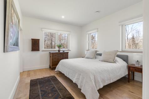 1 Little Bird Lane Brunswick ME 04011