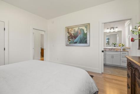 1 Little Bird Lane Brunswick ME 04011