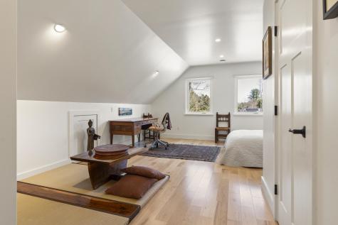 1 Little Bird Lane Brunswick ME 04011