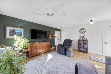 693 Wiscasset Road Boothbay ME 04537