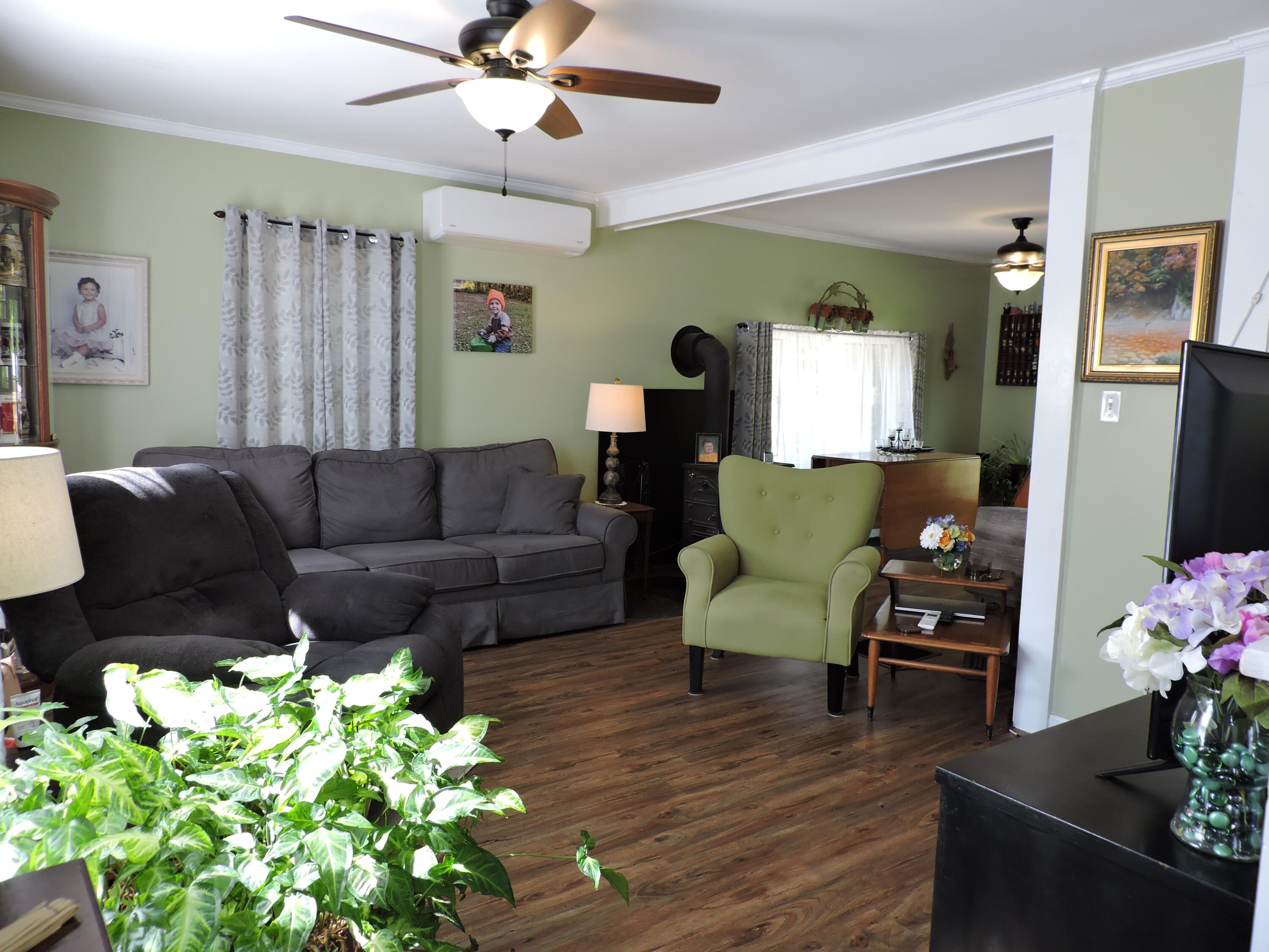 17 Baker Street Clinton ME 04927