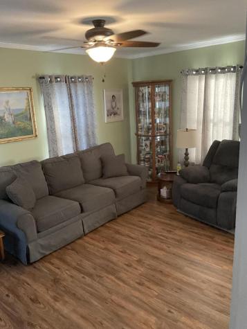 17 Baker Street Clinton ME 04927