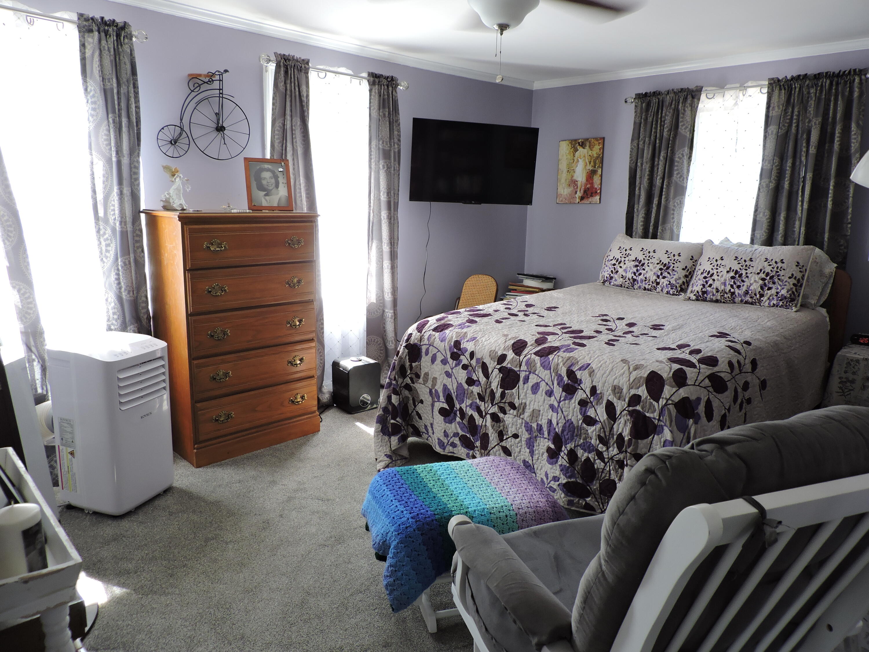 17 Baker Street Clinton ME 04927