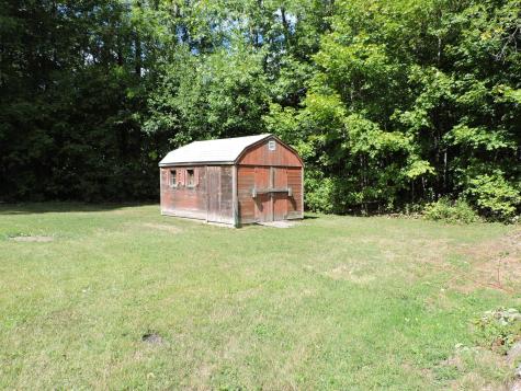 17 Baker Street Clinton ME 04927