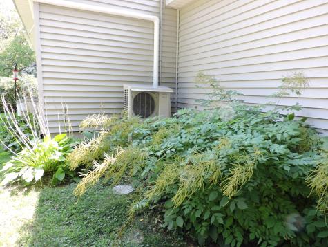 17 Baker Street Clinton ME 04927