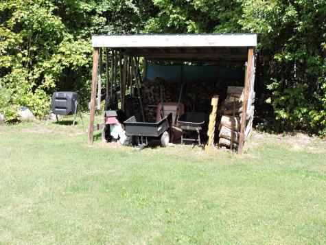 17 Baker Street Clinton ME 04927