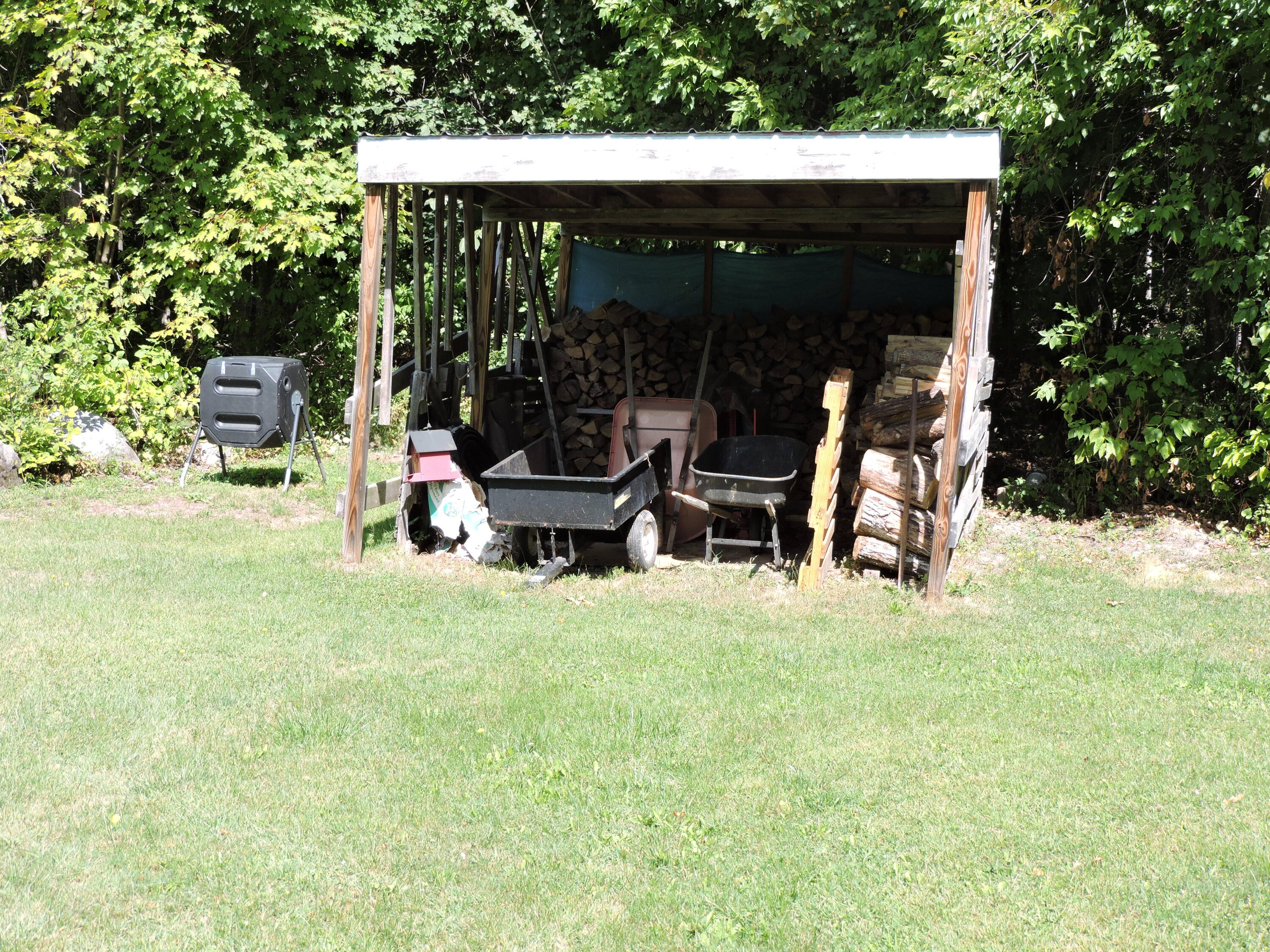 17 Baker Street Clinton ME 04927