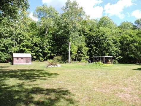 17 Baker Street Clinton ME 04927