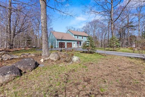 10 Southridge Drive Standish ME 04084