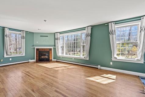 10 Southridge Drive Standish ME 04084