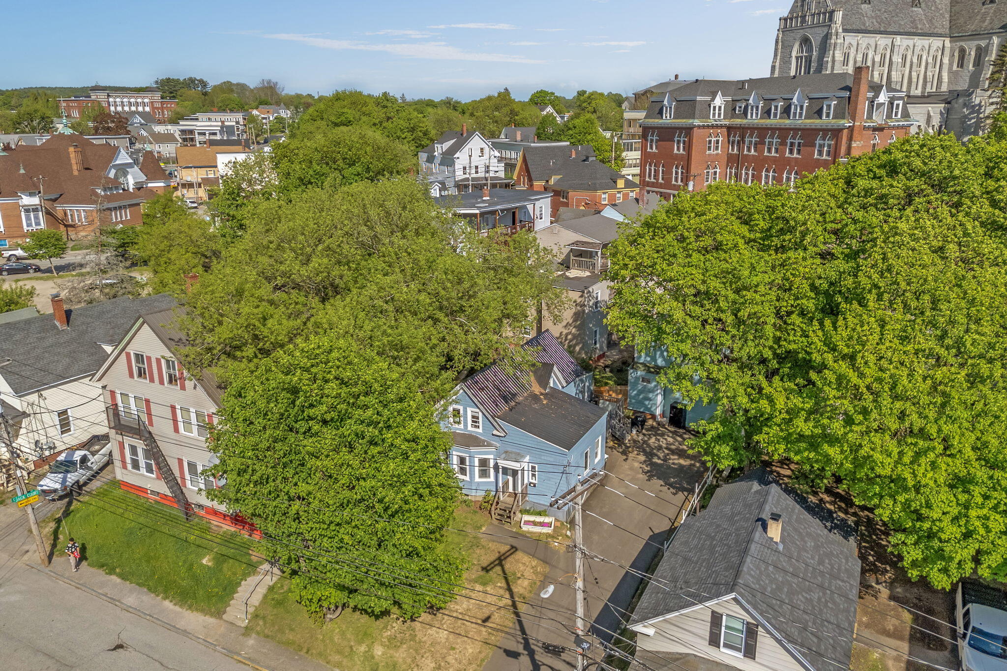 77 Oak Street Lewiston ME 04240