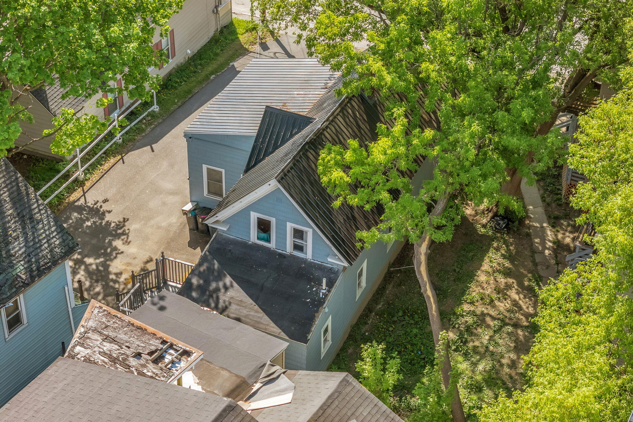 77 Oak Street Lewiston ME 04240