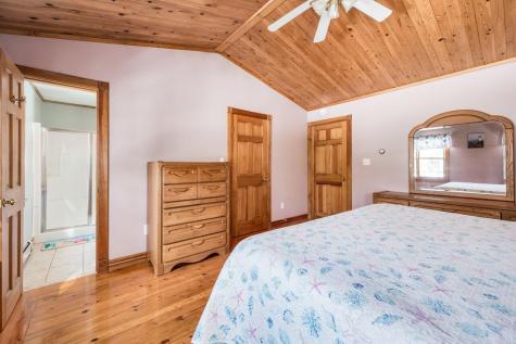 5 Mckenna Lane York ME 03909